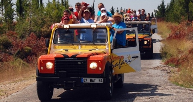 Explore the Thrill of a Side Jeep Safari: Your Ultimate Guide to an Unforgettable Adventure