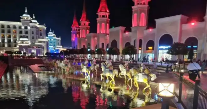 Side Land of Legends Night Shows Tour