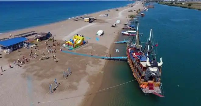 Side Pirate Boat Trip 1